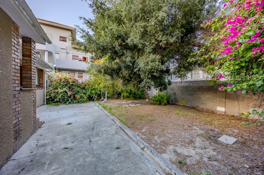 4 Bedroom Property for Sale in Mowbray Western Cape